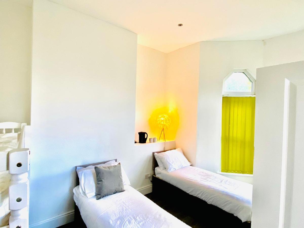 No.6 York Villas Guest House ลิเวอร์พูล ภายนอก รูปภาพ